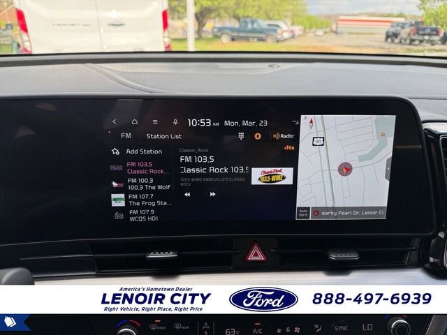 Used 2025 Kia Sportage EX FWD image 23