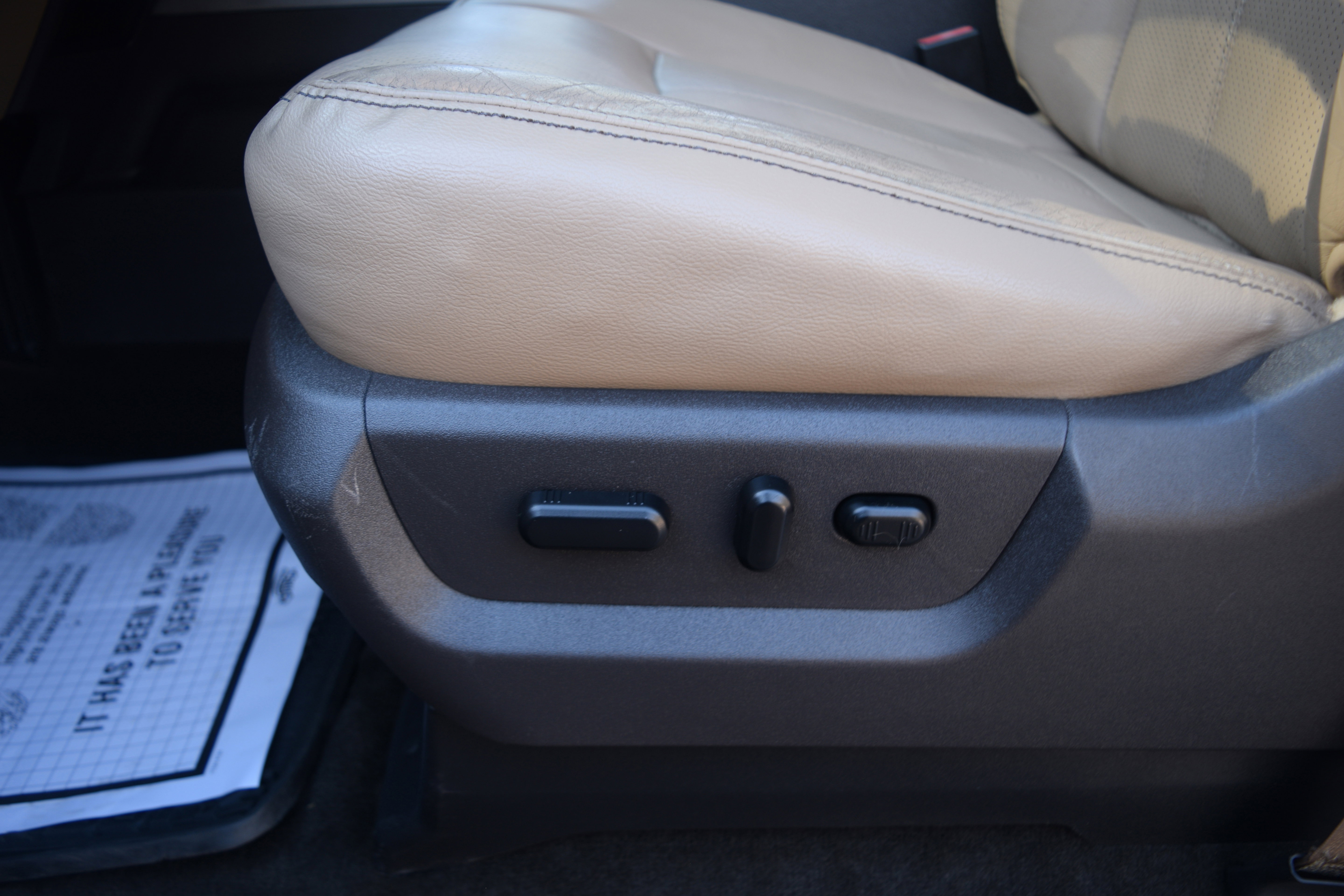 Used 2016 Ford F250 Lariat w/ Lariat Ultimate Package image 18