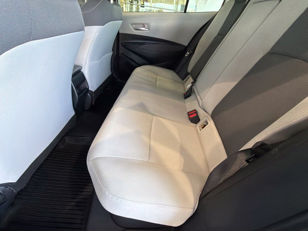 Certified 2021 Toyota Corolla LE FWD image 33