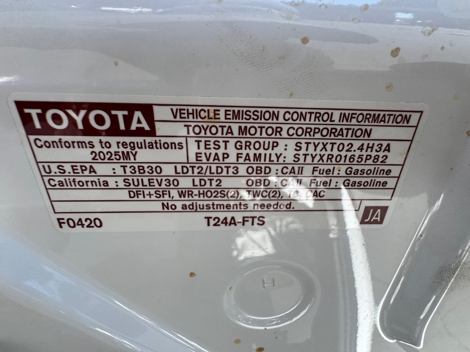 Used 2025 Toyota Tacoma SR5 AWD/4WD image 18