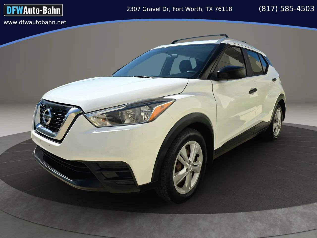 Used 2018 Nissan Kicks S w/ Exterior Package FWD image 1