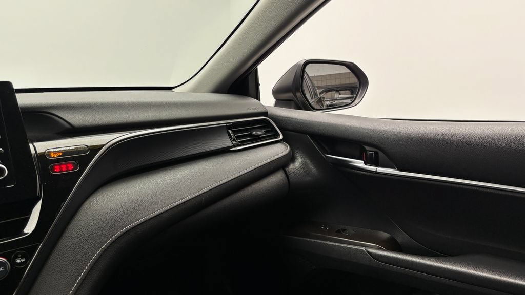 Used 2024 Toyota Camry SE FWD image 24
