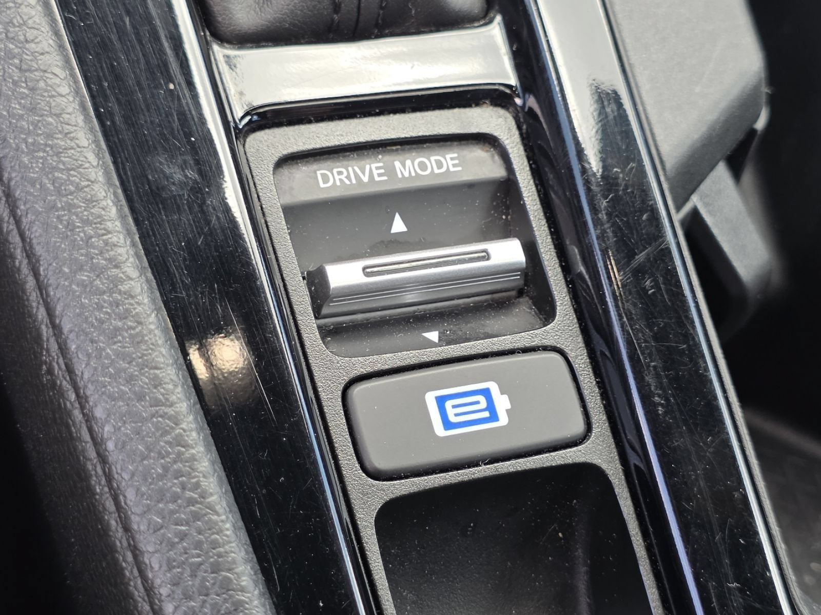 Used 2025 Honda Accord Sport image 8