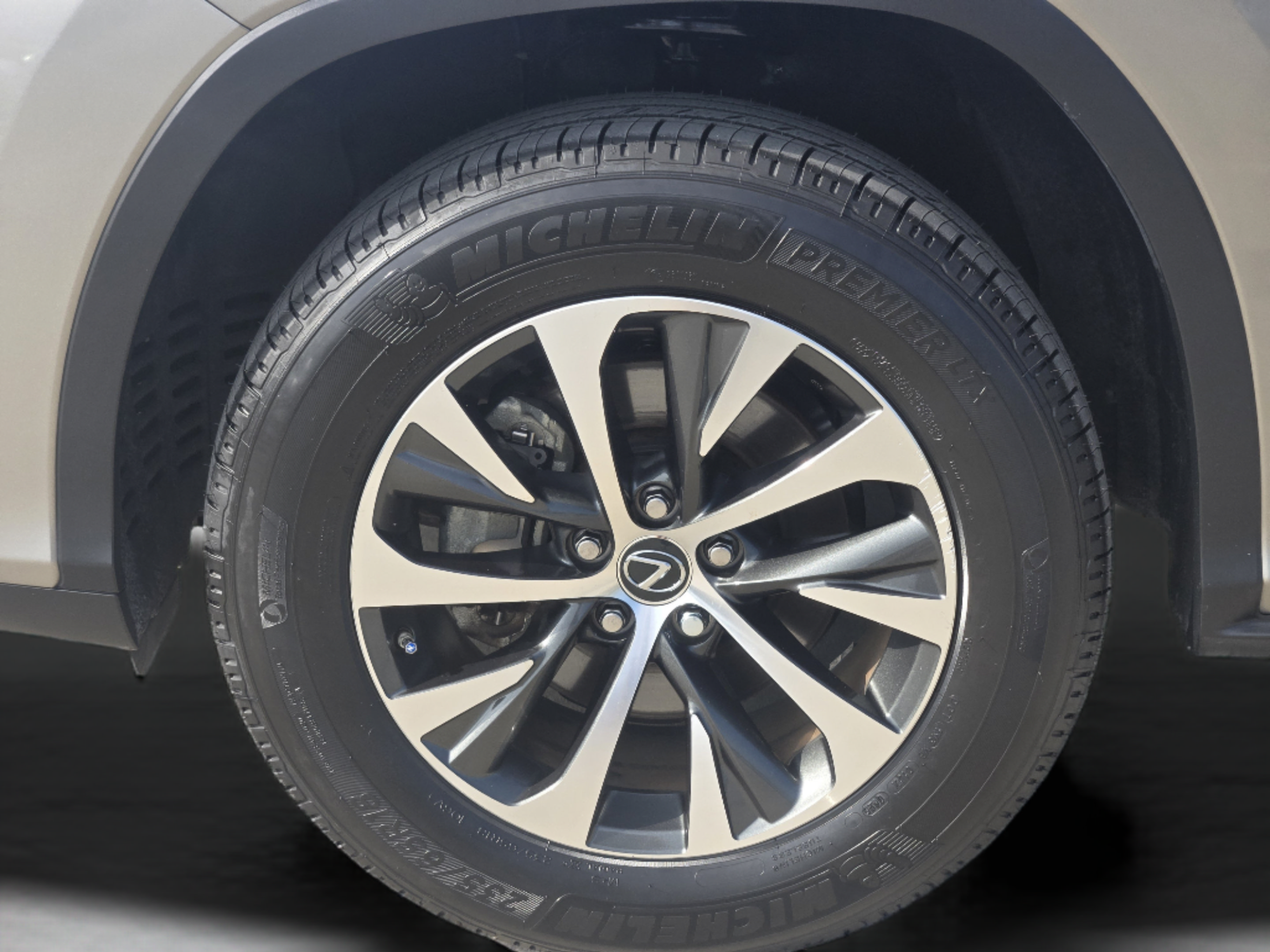 Used 2020 Lexus RX 350 FWD w/ Accessory Package image 31