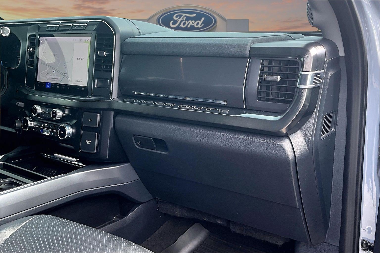 Used 2024 Ford F250 Lariat w/ Chrome Package AWD/4WD image 17