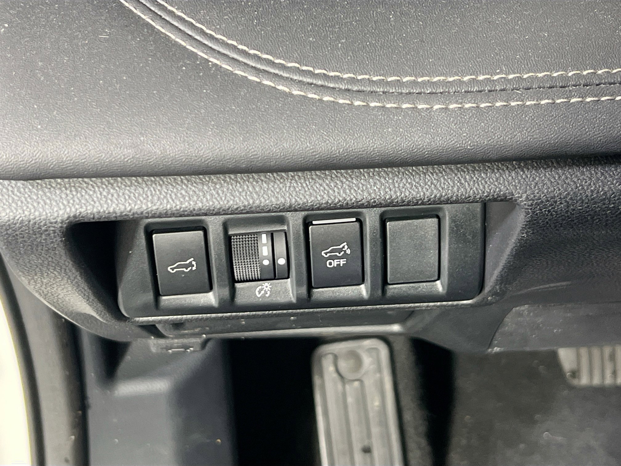 Used 2022 Subaru Outback Limited image 10