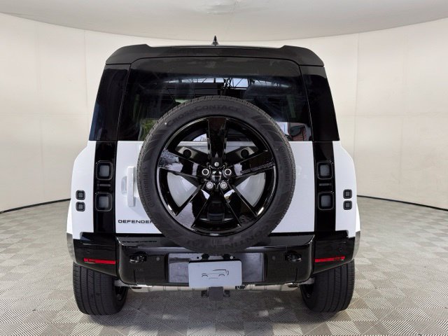 New 2026 Land Rover Defender 110 X-Dynamic SE AWD/4WD image 7