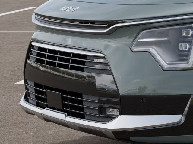 New 2025 Kia Niro SX Touring image 12