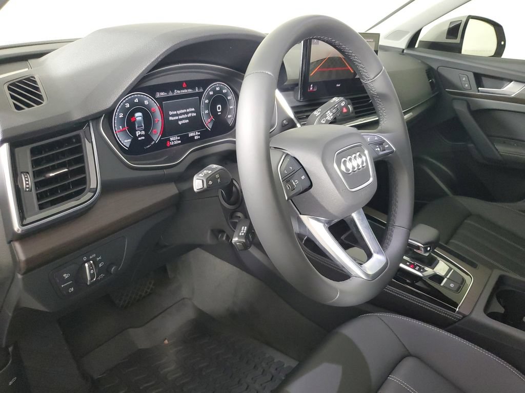 Used 2023 Audi Q5 2.0T Premium Plus w/ Premium Plus Package AWD/4WD image 24