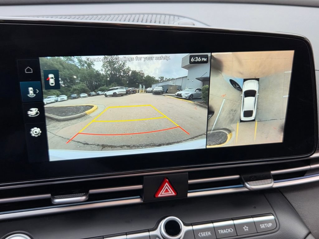 Used 2024 Hyundai Elantra Limited FWD image 24