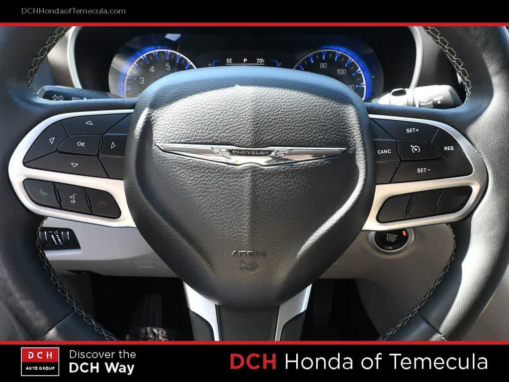 Used 2023 Chrysler Voyager LX FWD image 9
