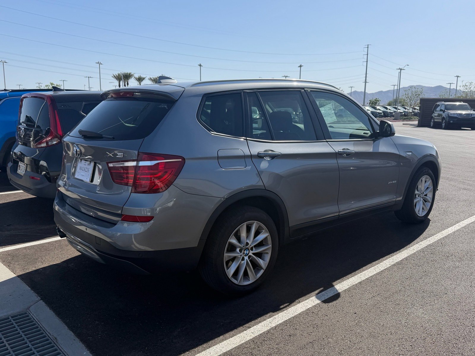 Used 2016 BMW X3 xDrive28i AWD/4WD image 3