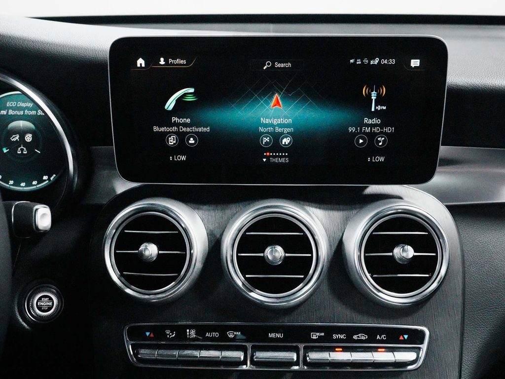 Used 2022 Mercedes-Benz GLC 300 4MATIC w/ Multimedia Package Lite image 18