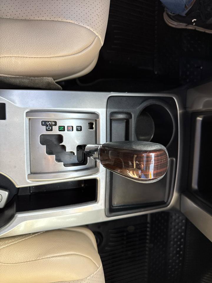 Used 2014 Toyota 4Runner Limited image 24