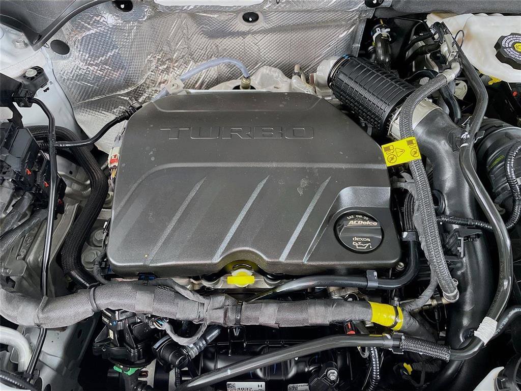 Certified 2025 Chevrolet Trax LS image 30