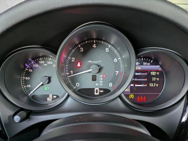 Certified 2025 Porsche Macan Turbo image 16