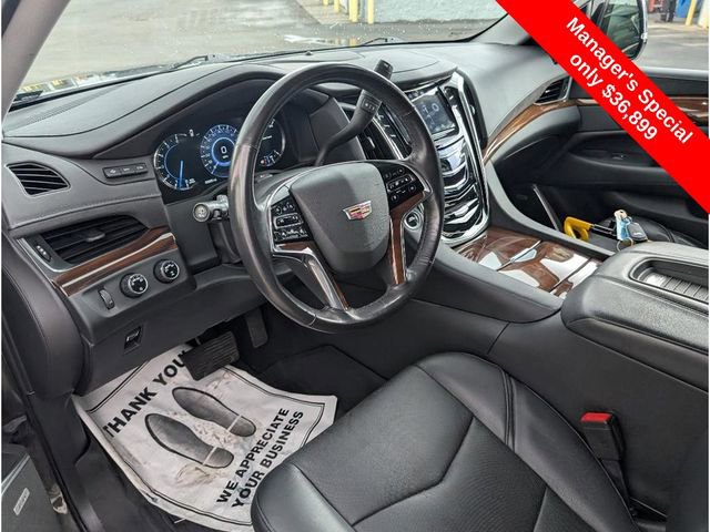 Used 2020 Cadillac Escalade Premium Luxury image 12