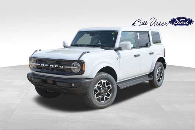 New 2026 Ford Bronco Outer Banks AWD/4WD image 1