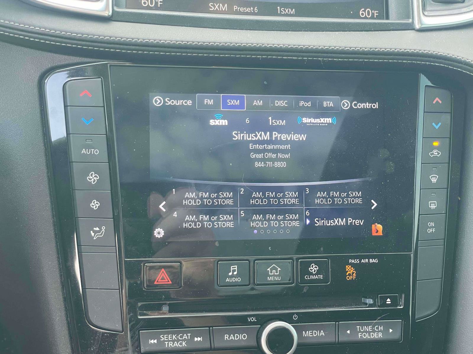 Used 2019 INFINITI QX50 Luxe FWD image 19