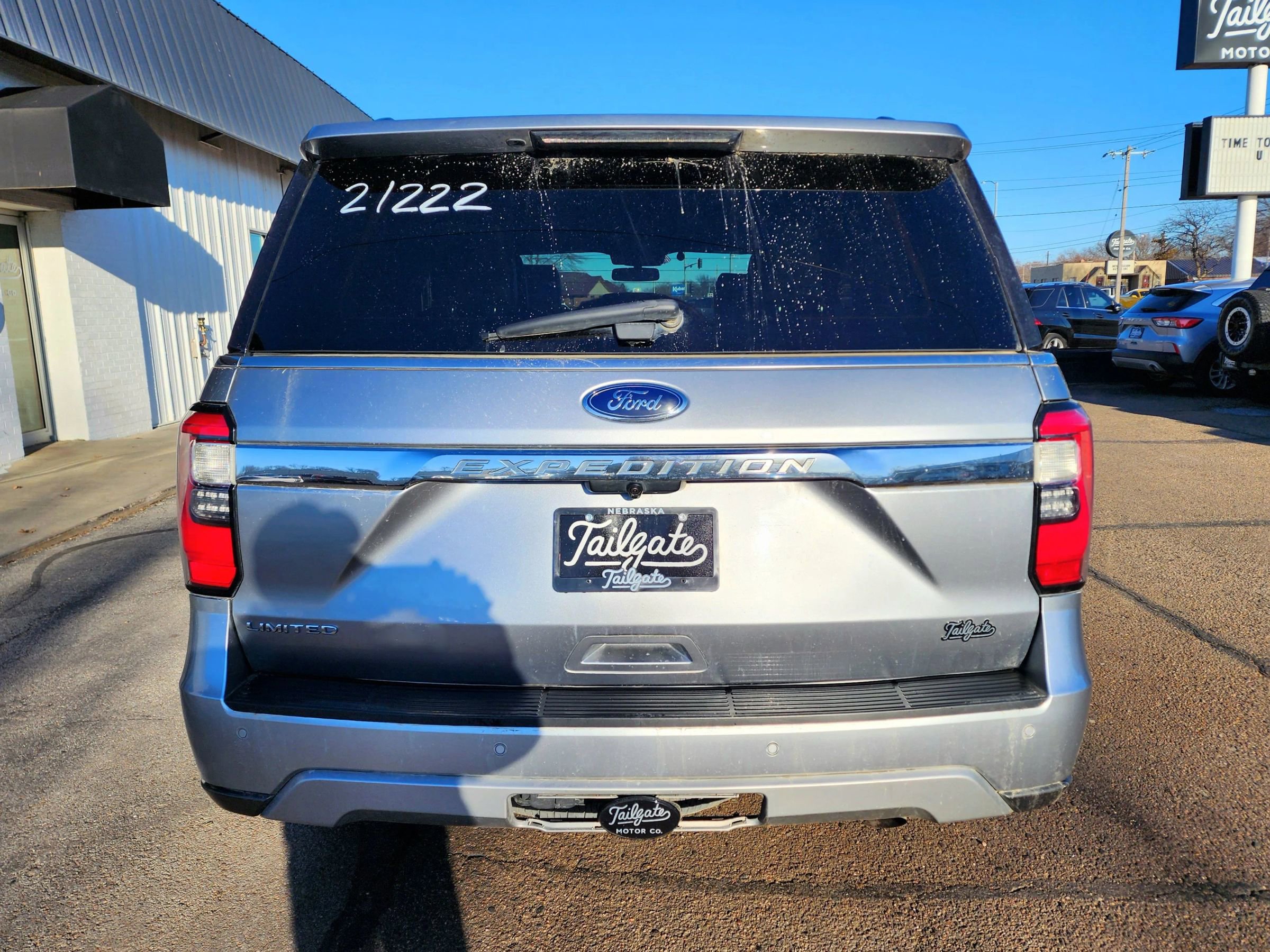 Used 2020 Ford Expedition Limited w/ Equipment Group 301A image 6