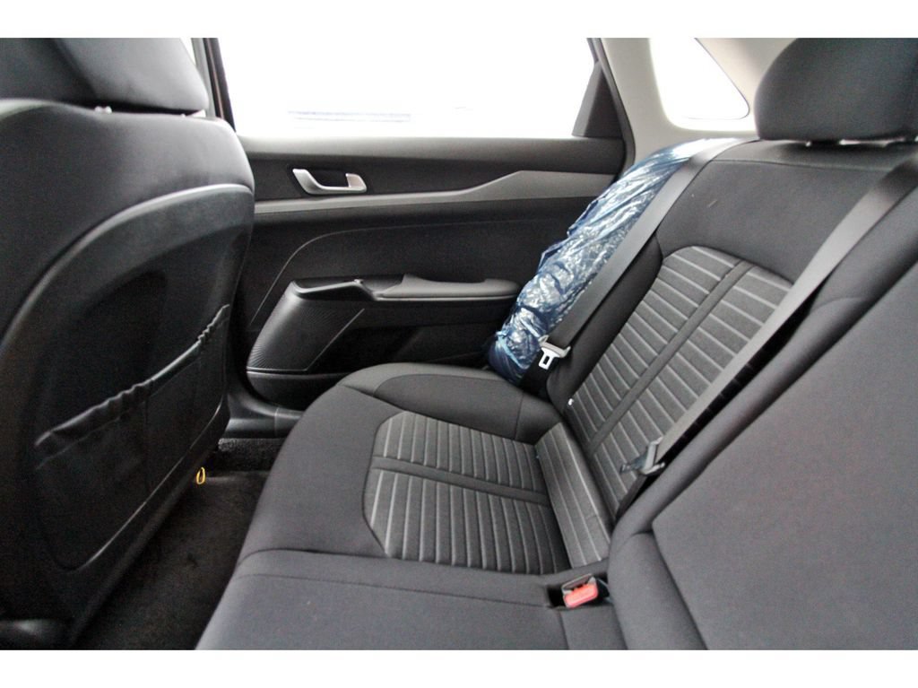 New 2026 Kia K5 LXS FWD image 11