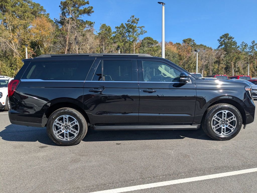 New 2025 Ford Expedition Max Active AWD/4WD image 3