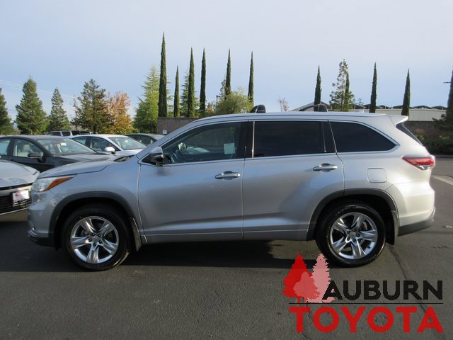 Used 2015 Toyota Highlander Limited image 11