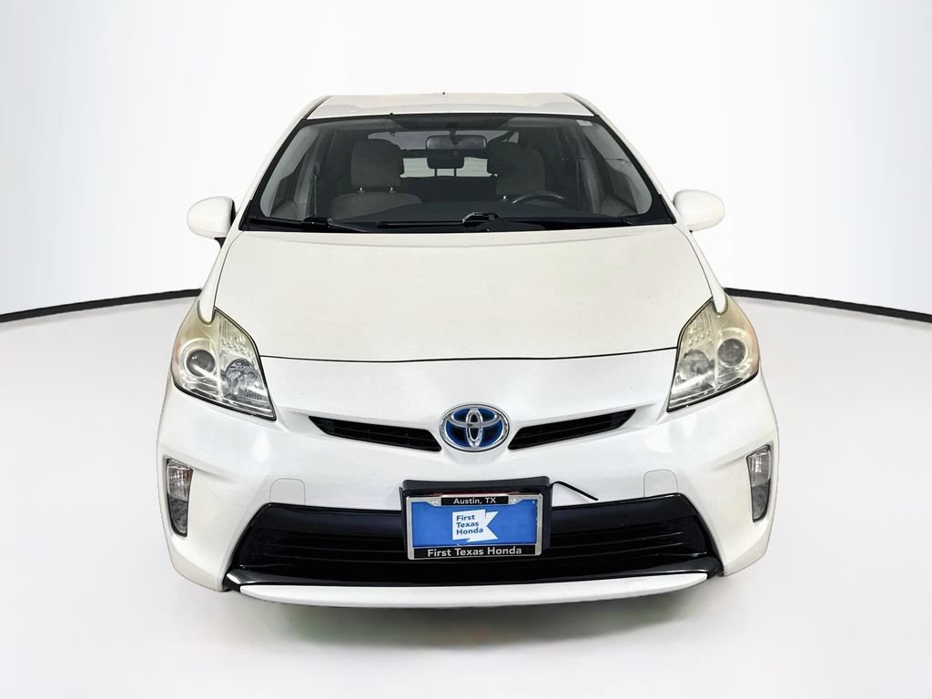 Used 2015 Toyota Prius Two FWD image 2