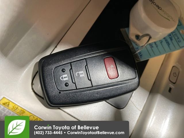 Used 2016 Toyota Prius Four Touring image 28