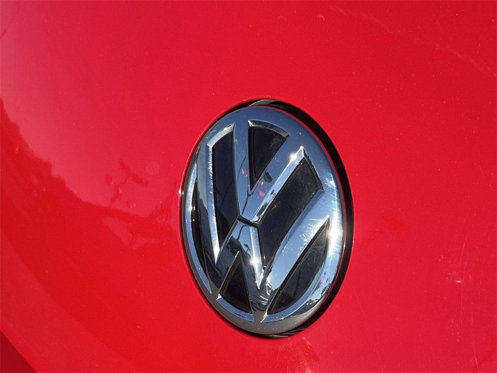 Used 2015 Volkswagen Beetle 1.8T image 8