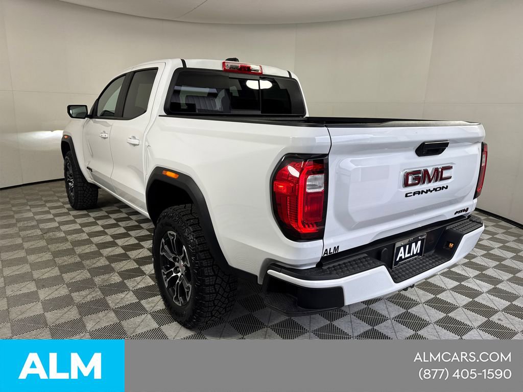 Used 2024 GMC Canyon AT4 image 10