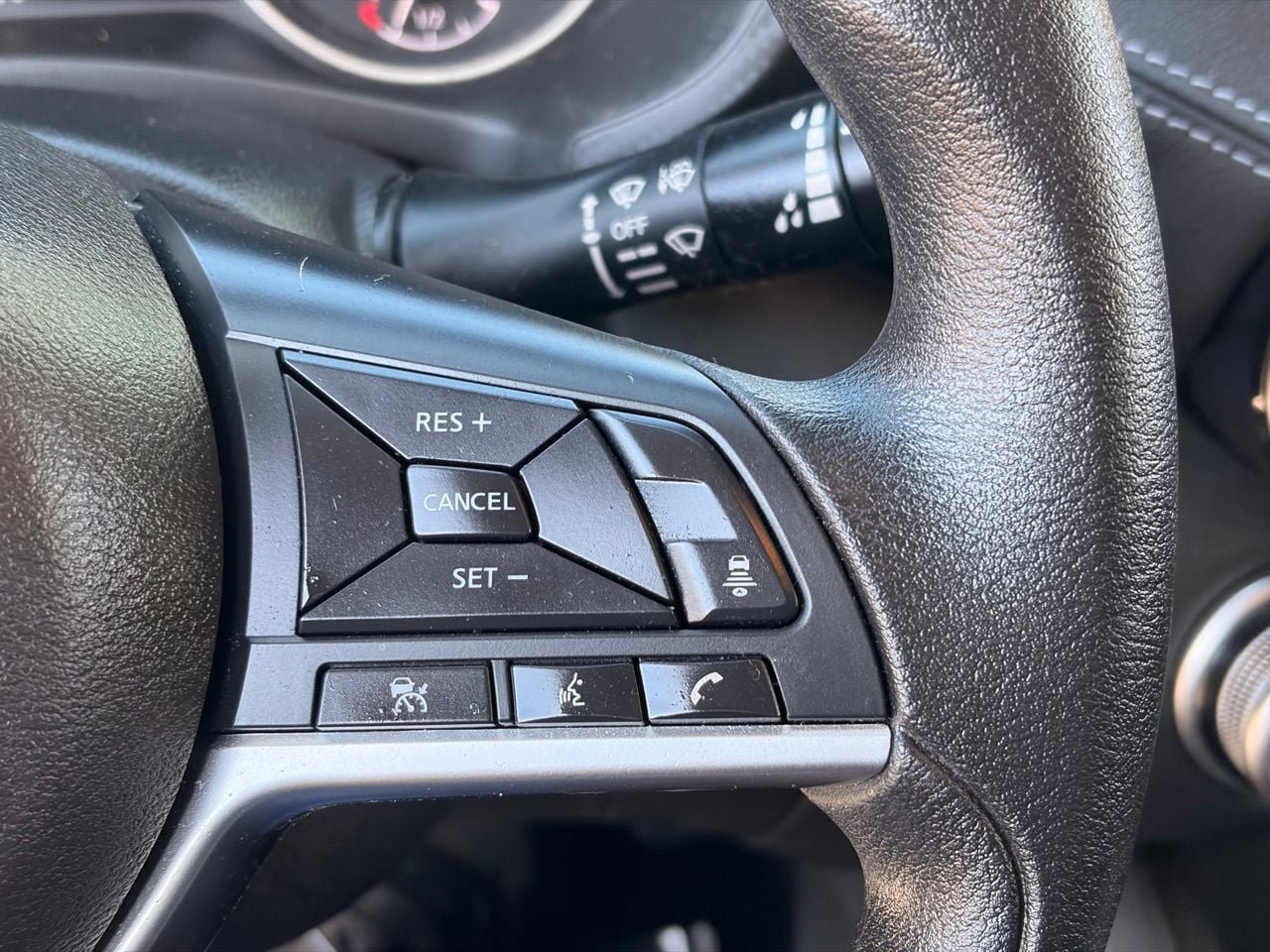 Certified 2023 Nissan Sentra SV FWD image 28