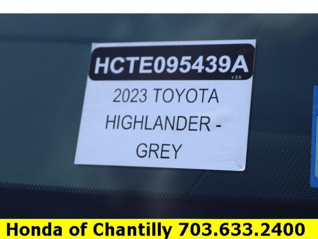 Used 2023 Toyota Highlander LE image 35