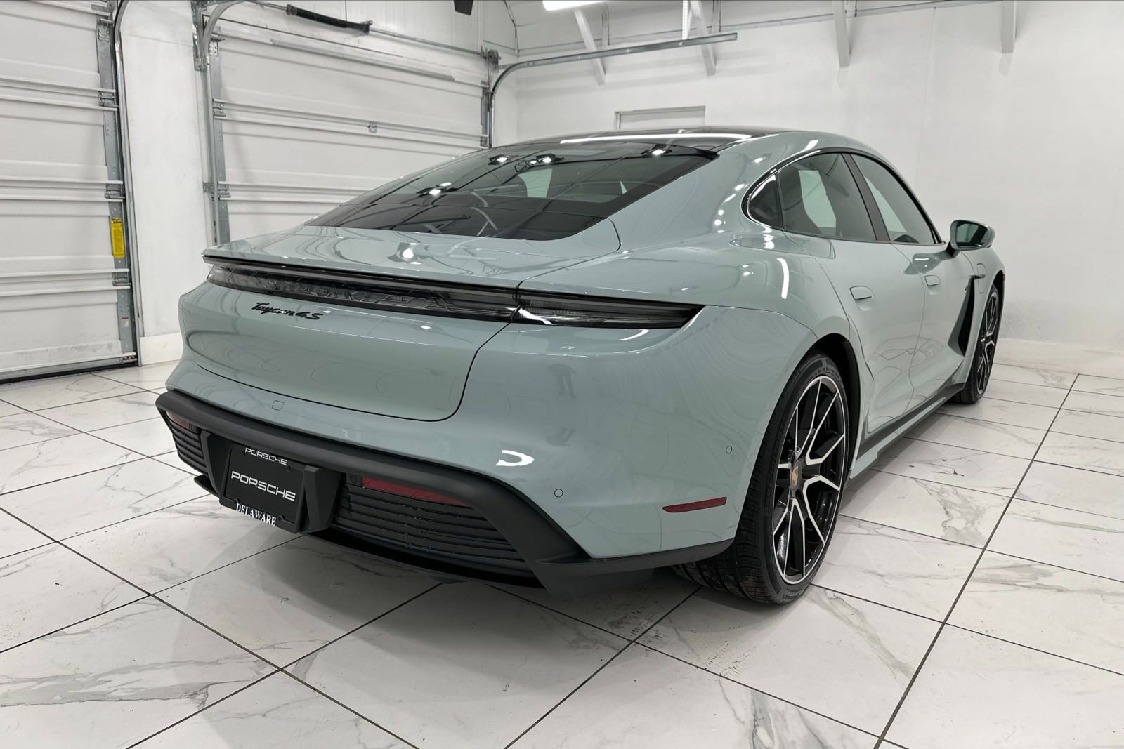 New 2025 Porsche Taycan 4S image 10