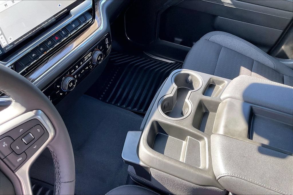 Used 2024 Chevrolet Silverado 1500 LT AWD/4WD image 22