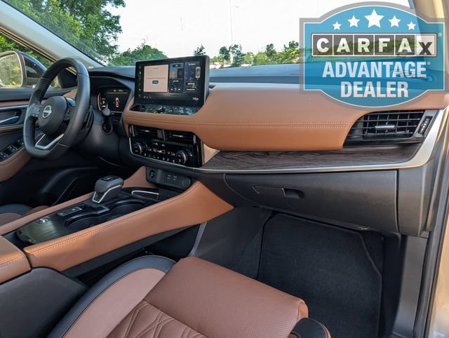 Used 2024 Nissan Rogue Platinum w/ Platinum Premium Package FWD image 25