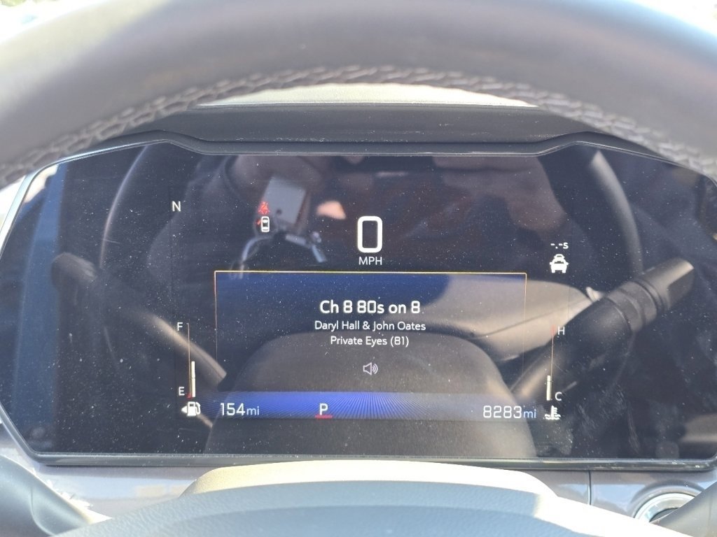 Used 2025 Chevrolet Trax ACTIV w/ Sunroof Package image 23