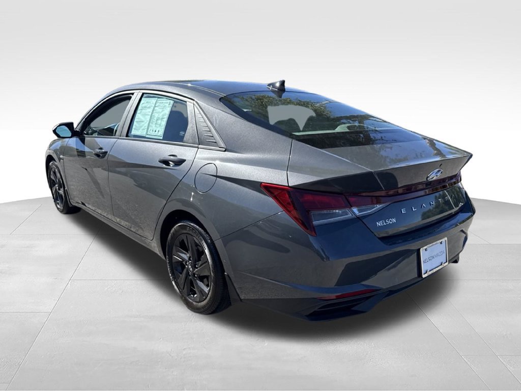 Used 2023 Hyundai Elantra SEL FWD image 5