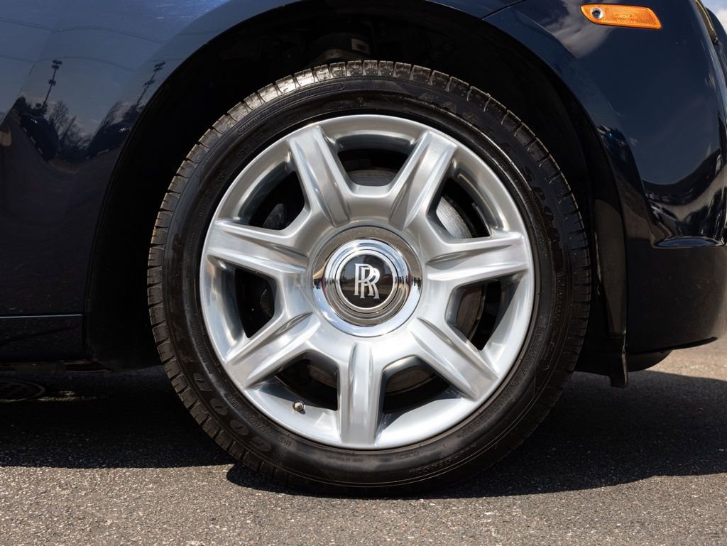 Used 2013 Rolls-Royce Ghost image 79