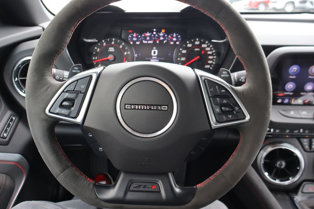 Used 2022 Chevrolet Camaro ZL1 RWD image 6