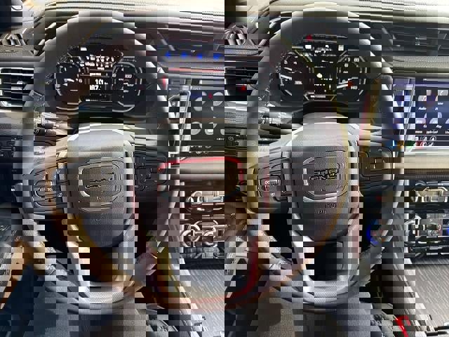 Used 2021 GMC Yukon Denali w/ Denali Ultimate Package image 31