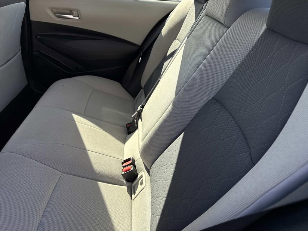 Used 2020 Toyota Corolla LE image 13