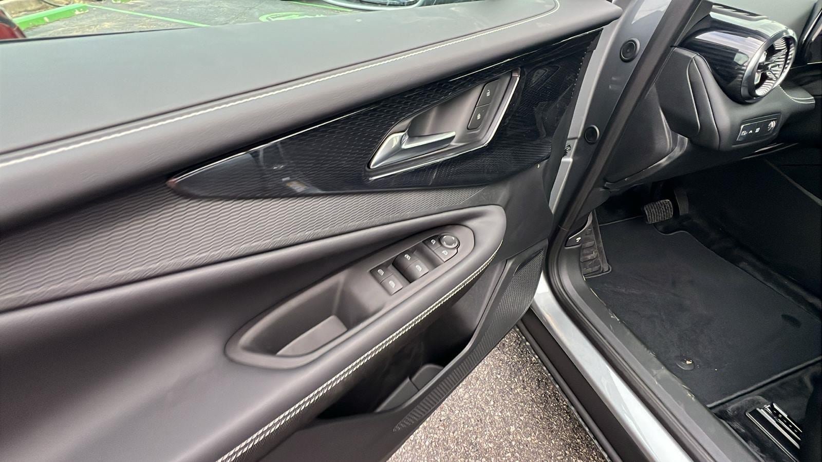 New 2026 Chevrolet Blazer EV LT AWD/4WD image 11
