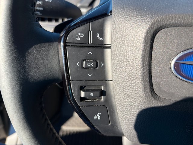Certified 2026 Subaru Solterra AWD/4WD image 32