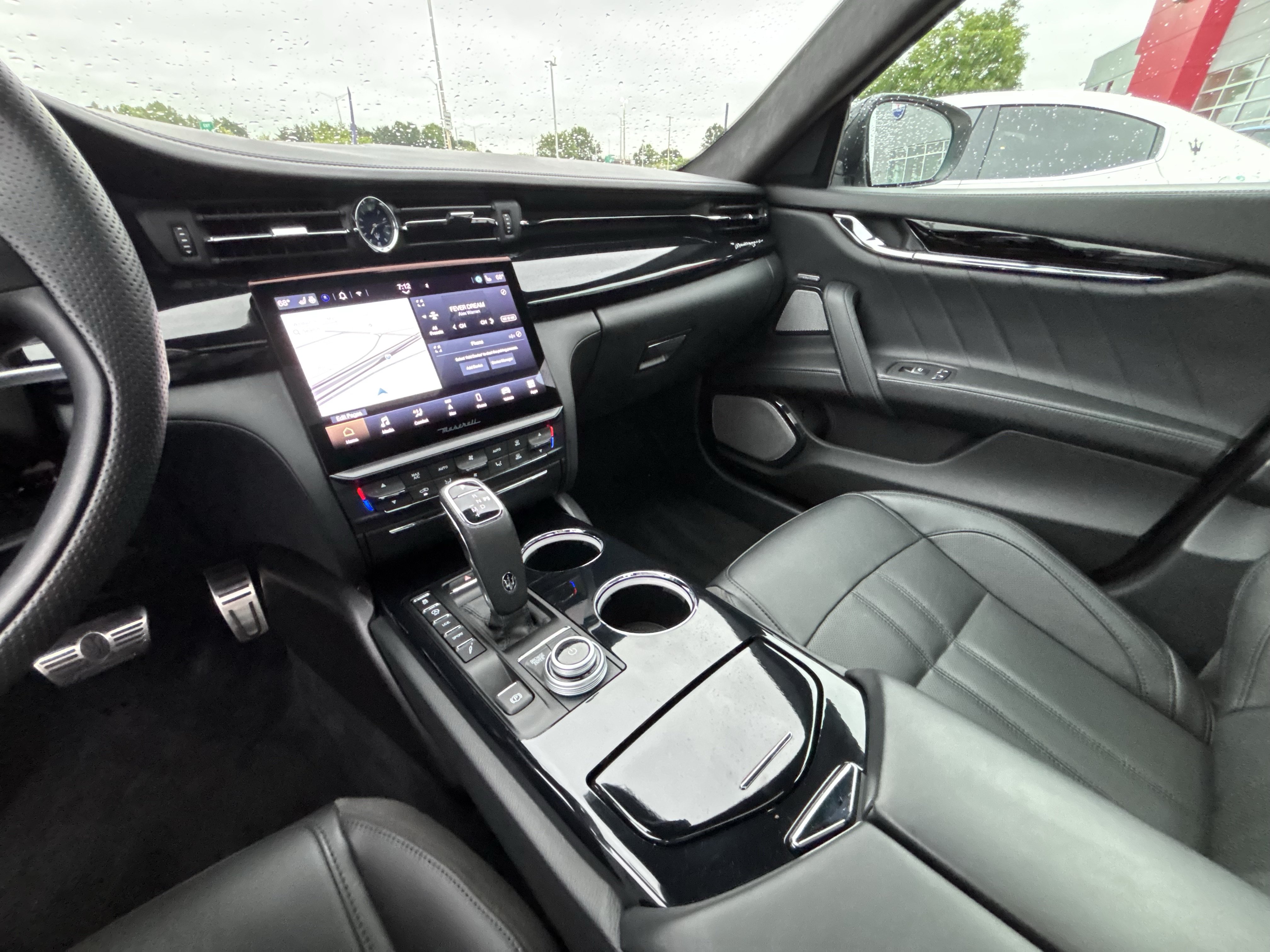 Used 2022 Maserati Quattroporte Modena RWD image 20