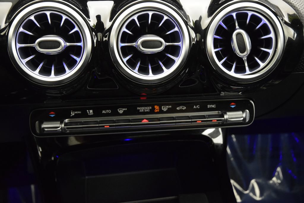 Certified 2021 Mercedes-Benz CLA 250 image 28