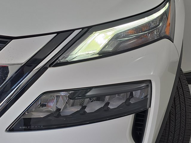 Certified 2022 Nissan Rogue S image 29