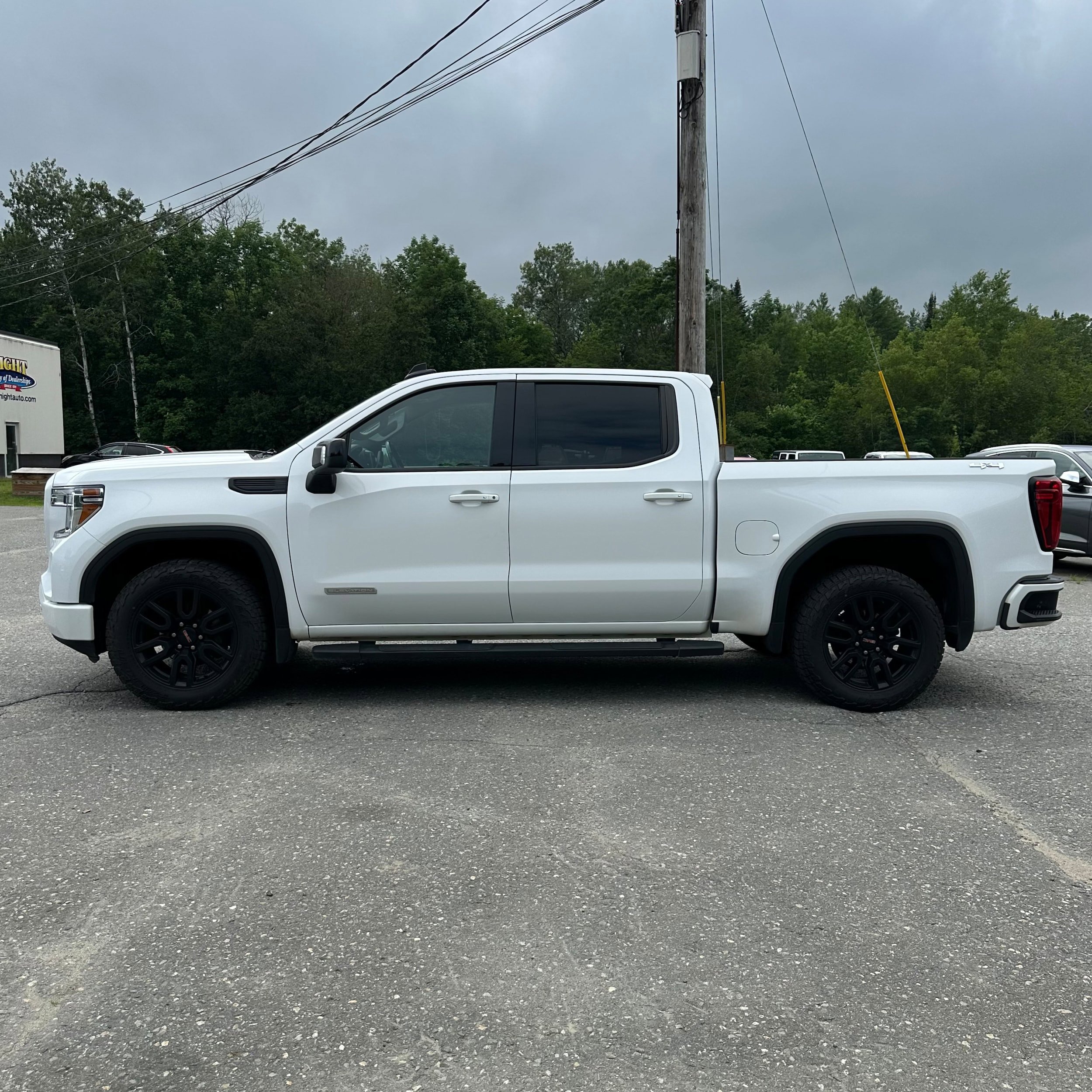 Used 2021 GMC Sierra 1500 Elevation w/ Preferred Package AWD/4WD image 6