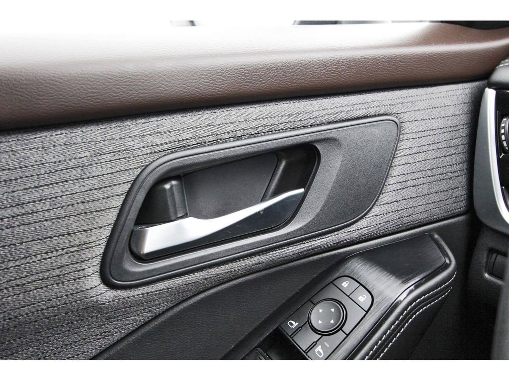 Used 2022 Nissan Rogue SV image 22