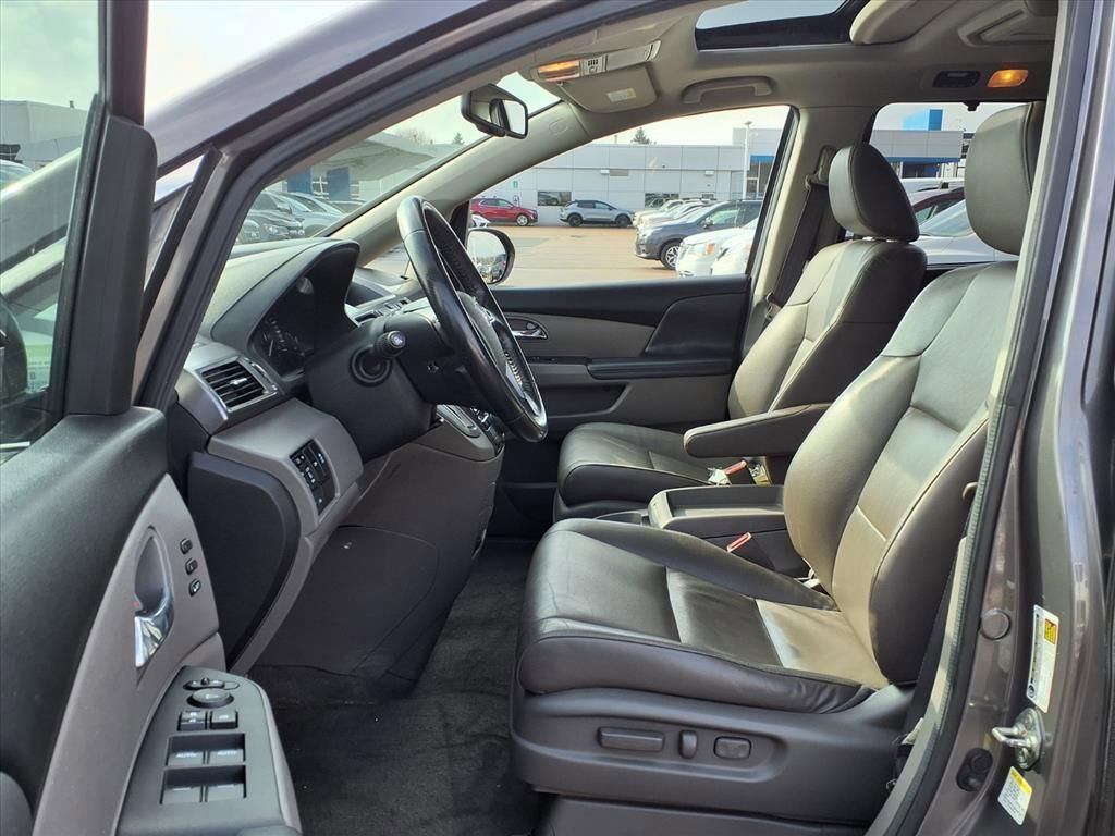 Used 2014 Honda Odyssey Touring image 18